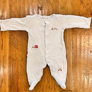 Kissy Kissy Pajamas 0-3mos